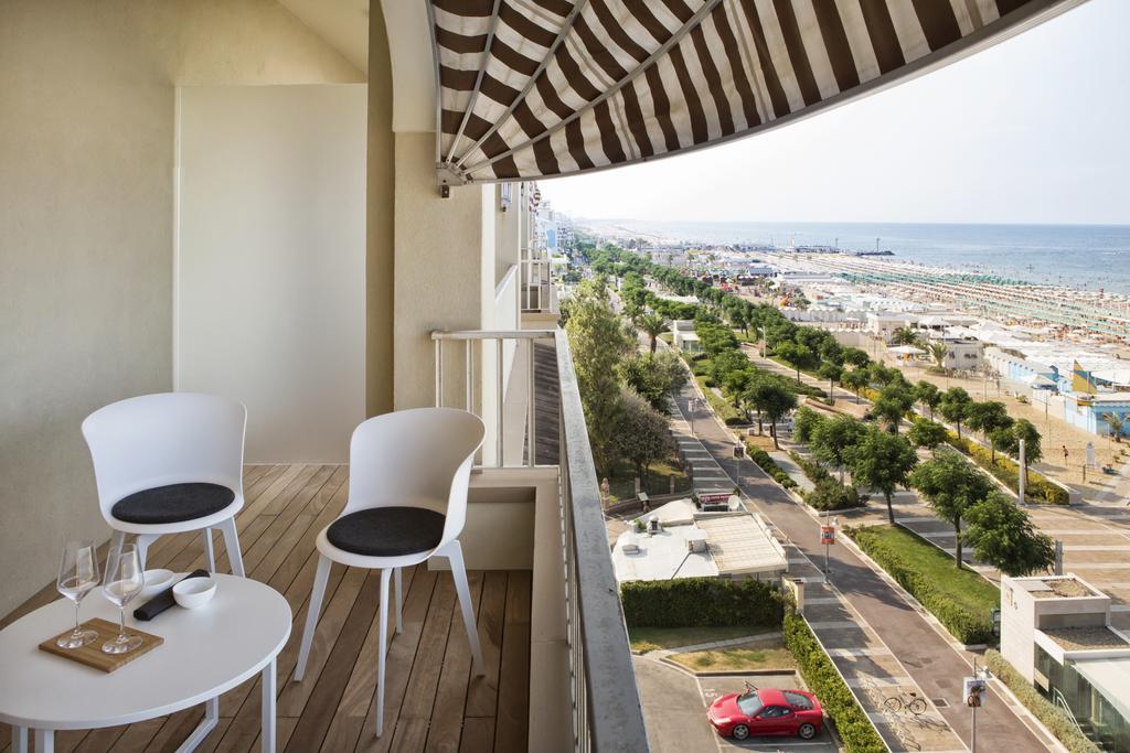 Luxury Suites Collection - Milano 33 Riccione Kültér fotó